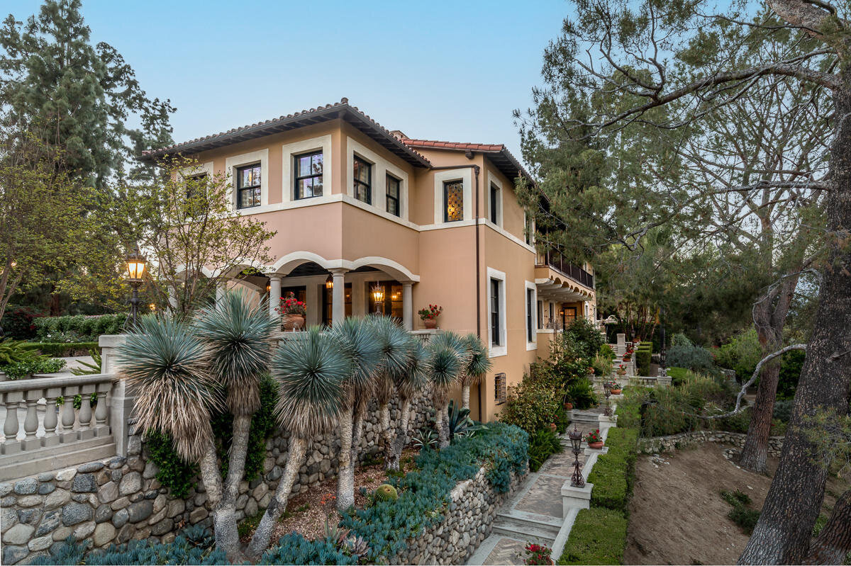 Francis York An Iconic Pasadena Estate Built in the Roaring Twenties 64.jpg