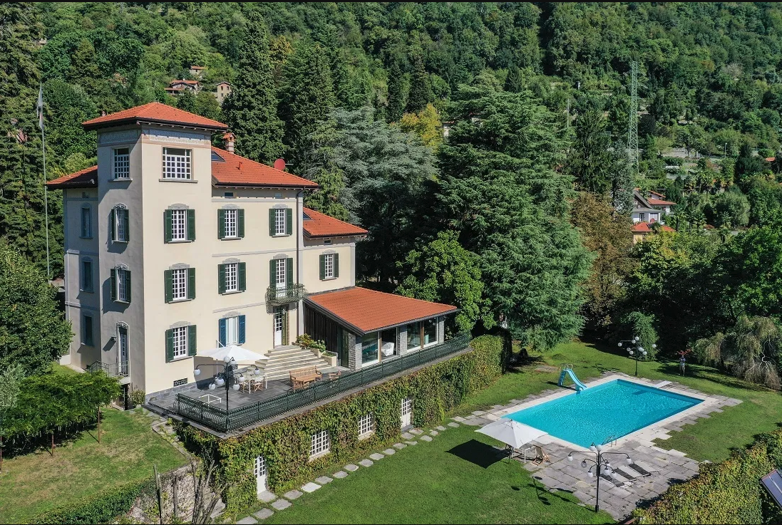 Francis York Private Estate Overlooking Lake Como 2.png