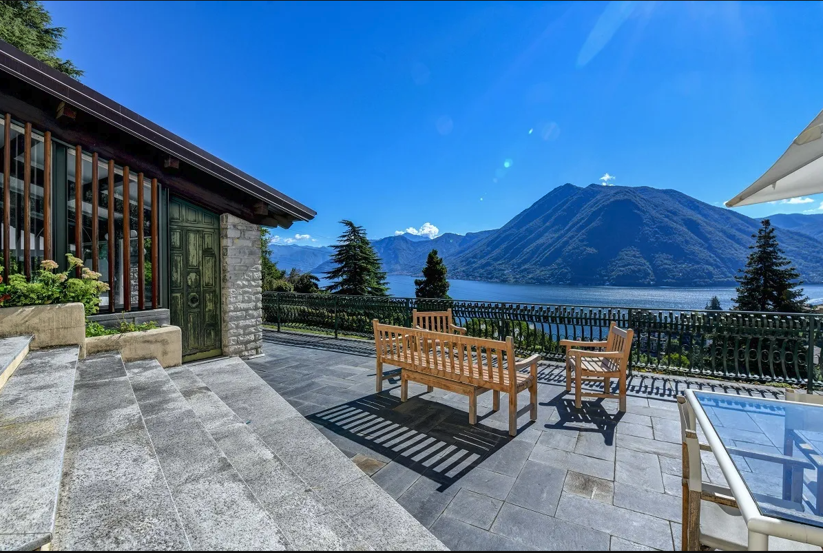 Francis York Private Estate Overlooking Lake Como 8.png