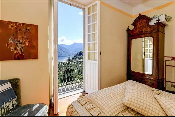 Francis York Private Estate Overlooking Lake Como 22.png