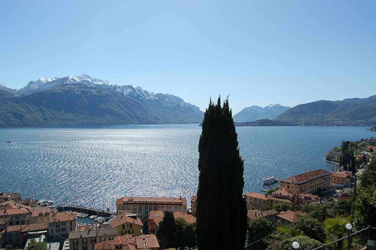 Francis York Lake Como Villa in Menaggio With Panoramic Views 22.jpg