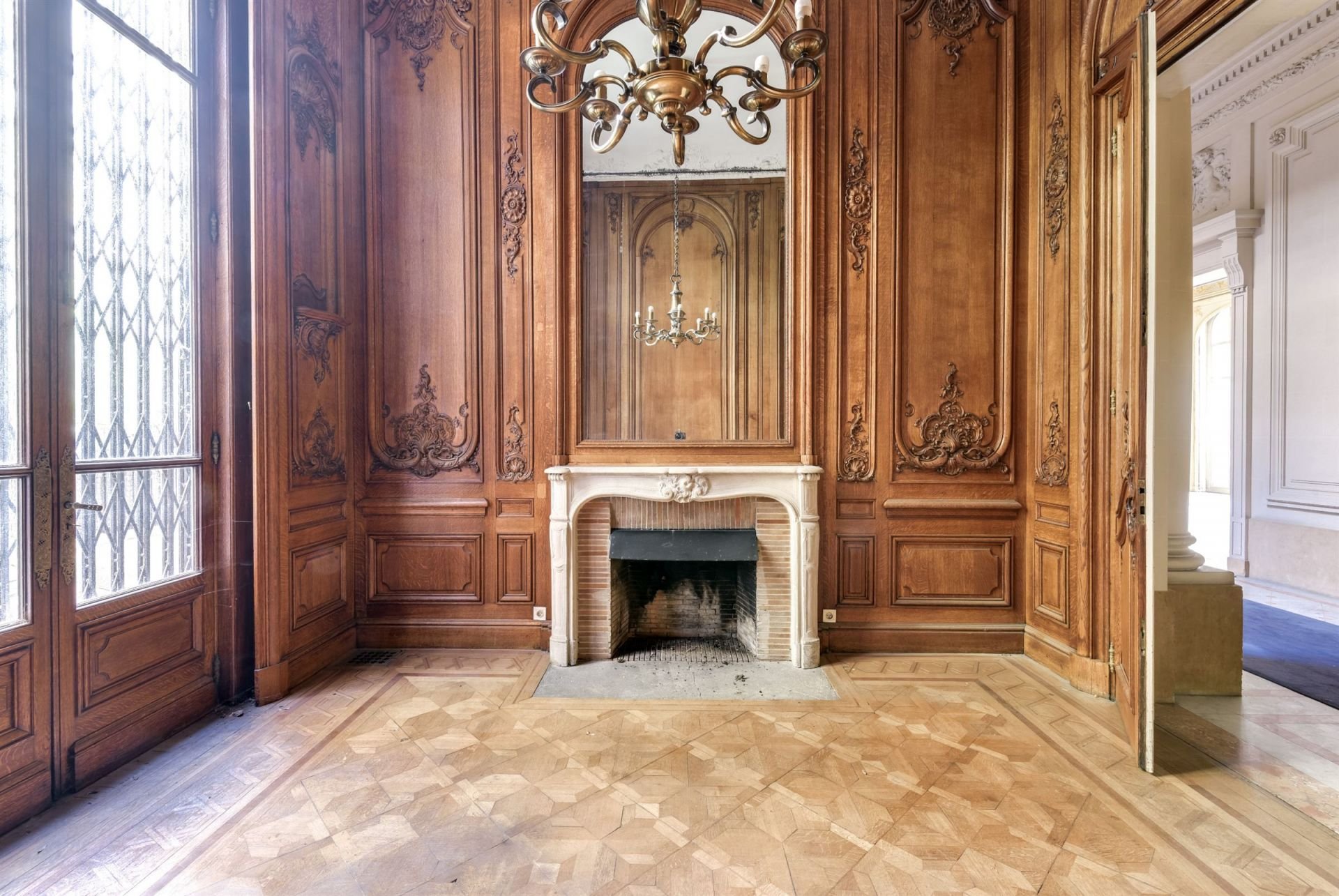 Francis York Outstanding Private Mansion in the 16th Arrondissement 14.jpg