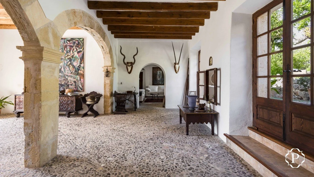 Francis York Magnificent Country Estate in Mallorca 10.jpeg