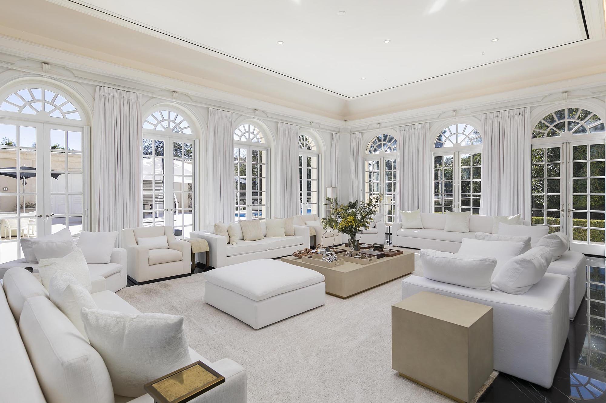 Francis York The 'Spelling Manor' is Back on the Market for $165M 15.jpg