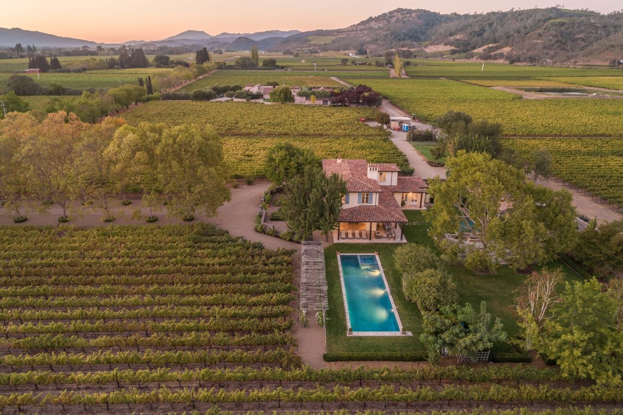 Francis YorkProvençal-Style Estate in Napa Valley Available for Rent 32.jpeg