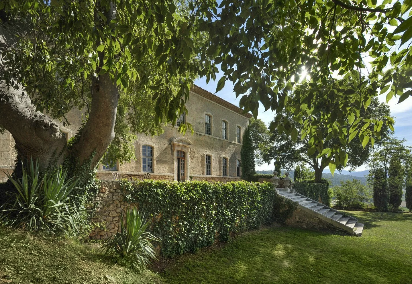 Francis York French Baroque Residence in Haute Provence 25.png
