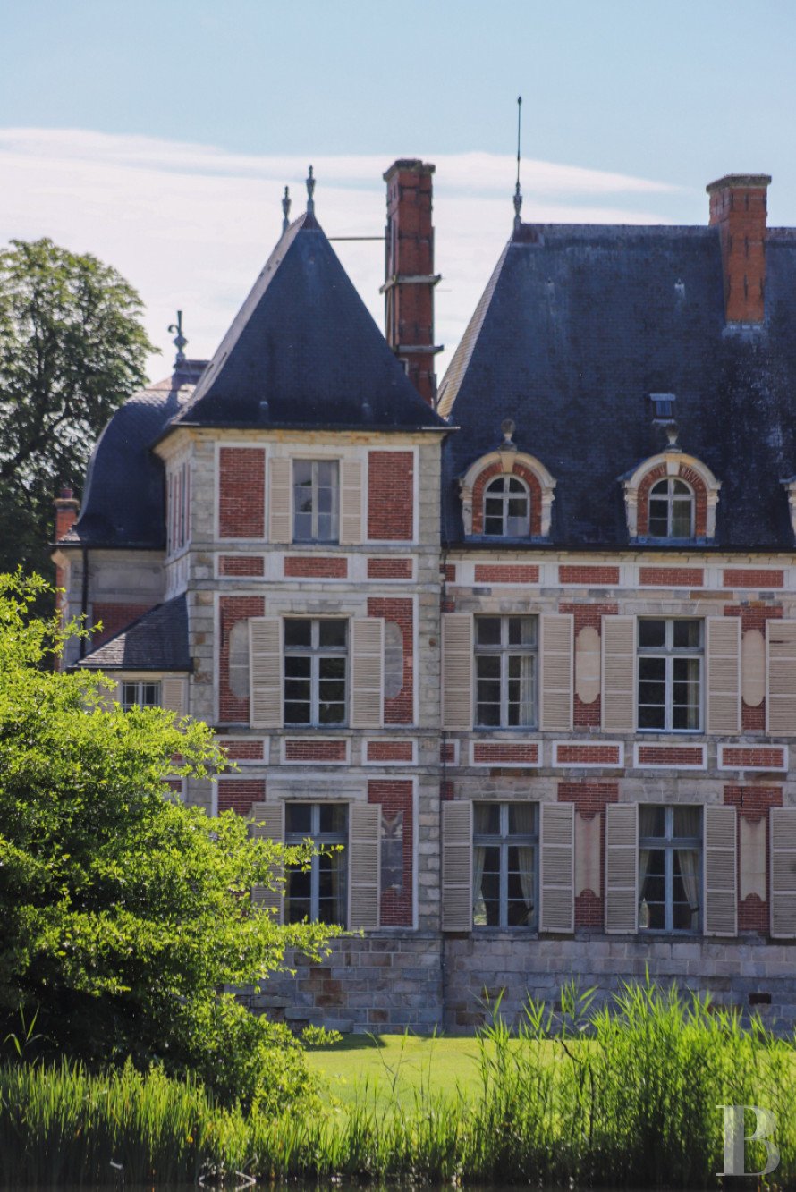 Francis York 17th Century French Chateau For Sale, Just 35km From Paris 57.jpg