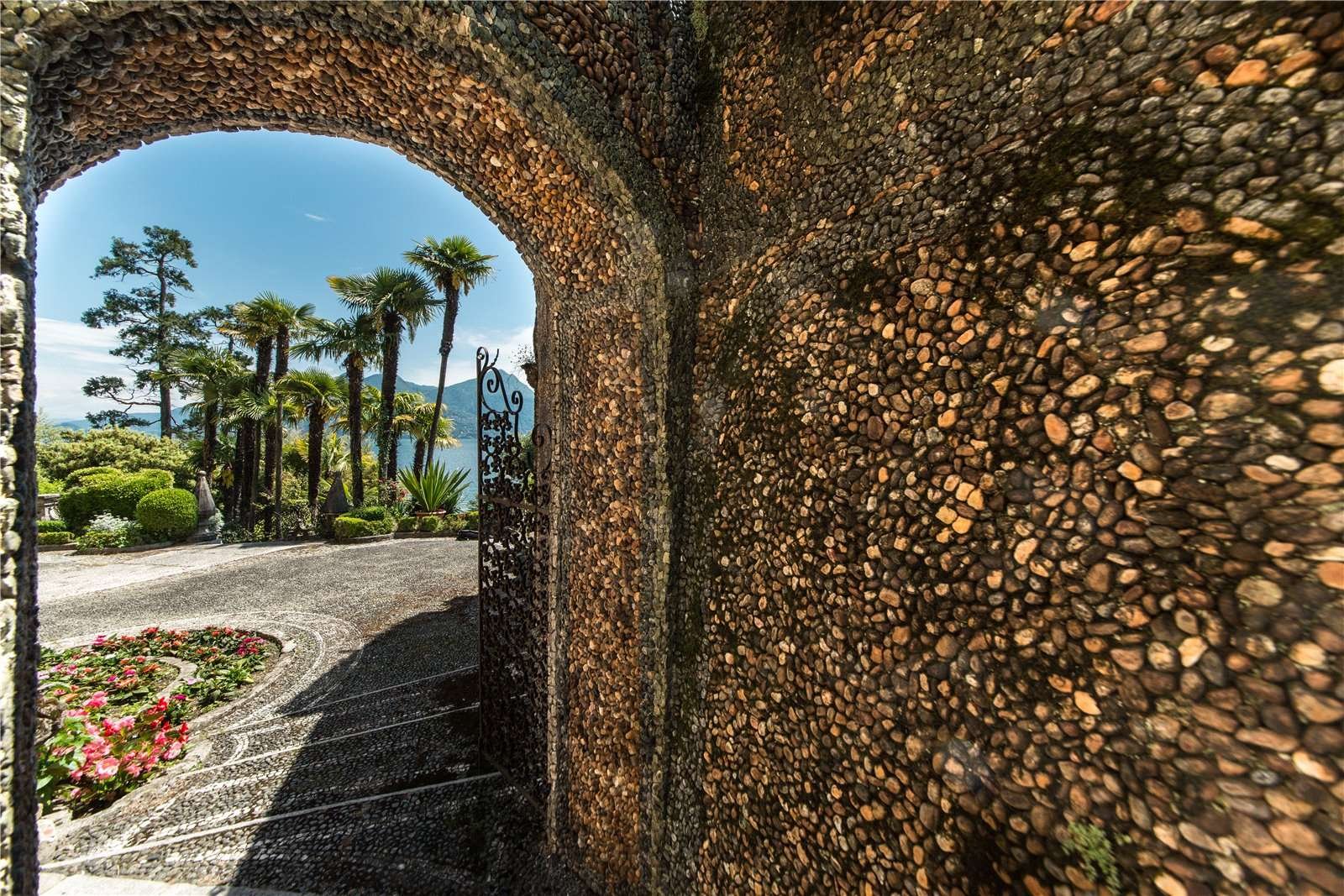 Francis YorkVilla L'Eremitaggio: Historic Villa On Lake Maggiore 19.jpg
