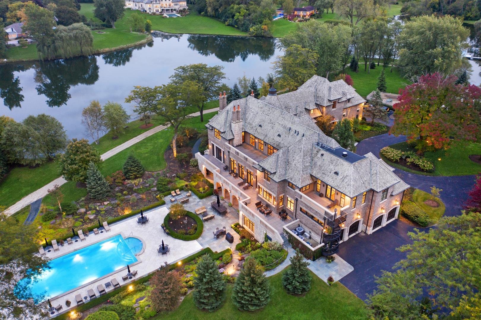 Francis York One of the Most Beautiful Homes For Sale in Illinois 12.jpg