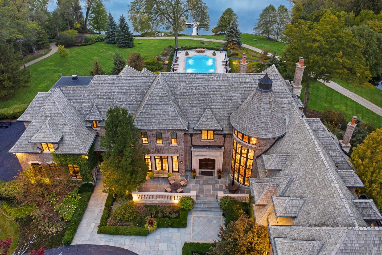 Francis York One of the Most Beautiful Homes For Sale in Illinois 6.jpg