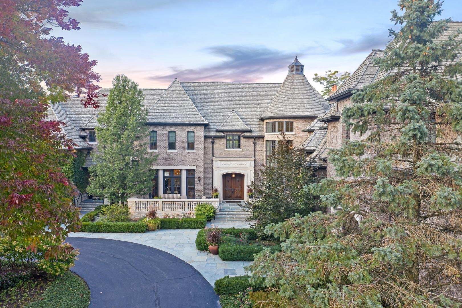 Francis York One of the Most Beautiful Homes For Sale in Illinois 1.jpg