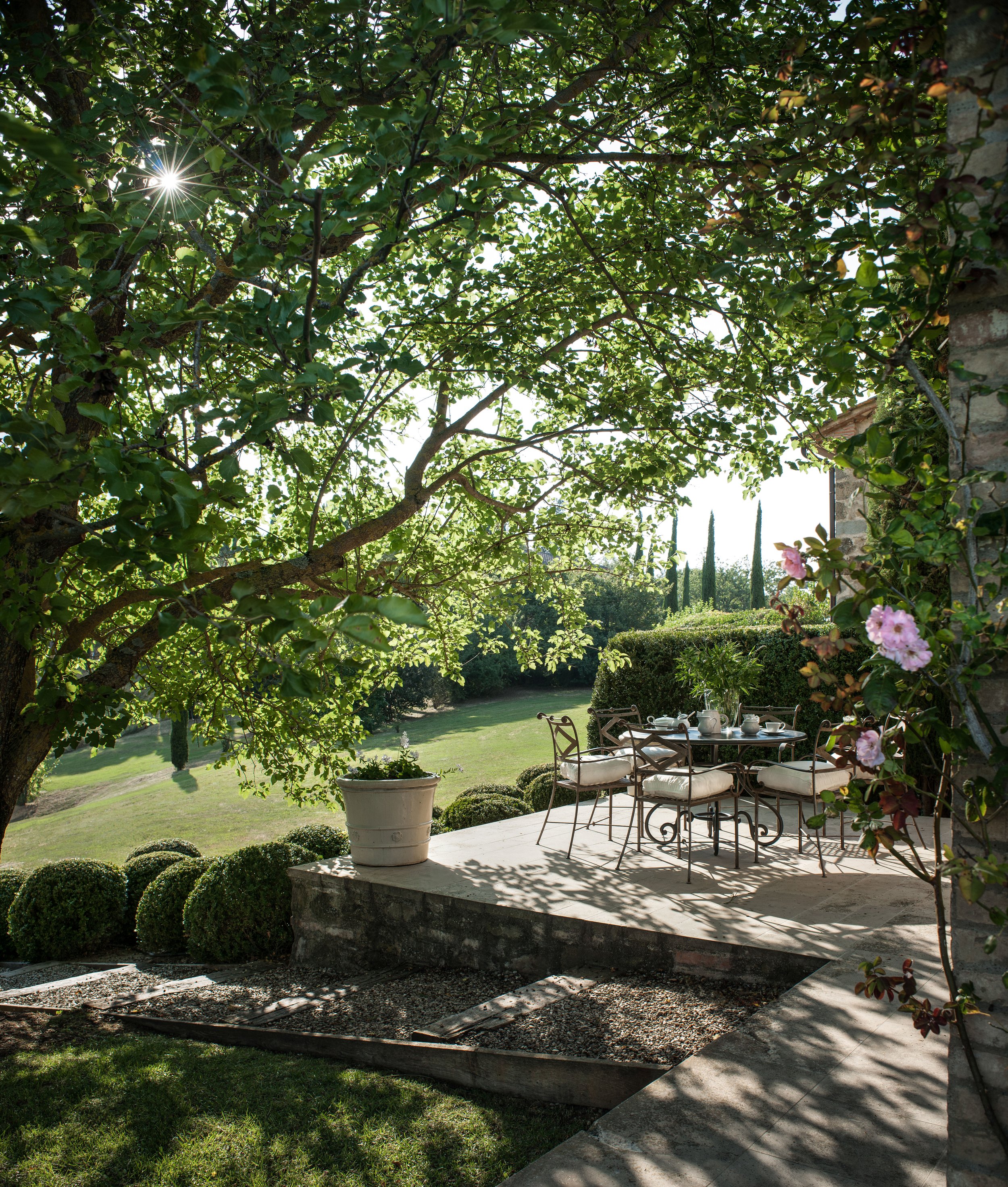 Francis York Exclusive Luxury Villa Rental in Umbria, Italy 26.jpg