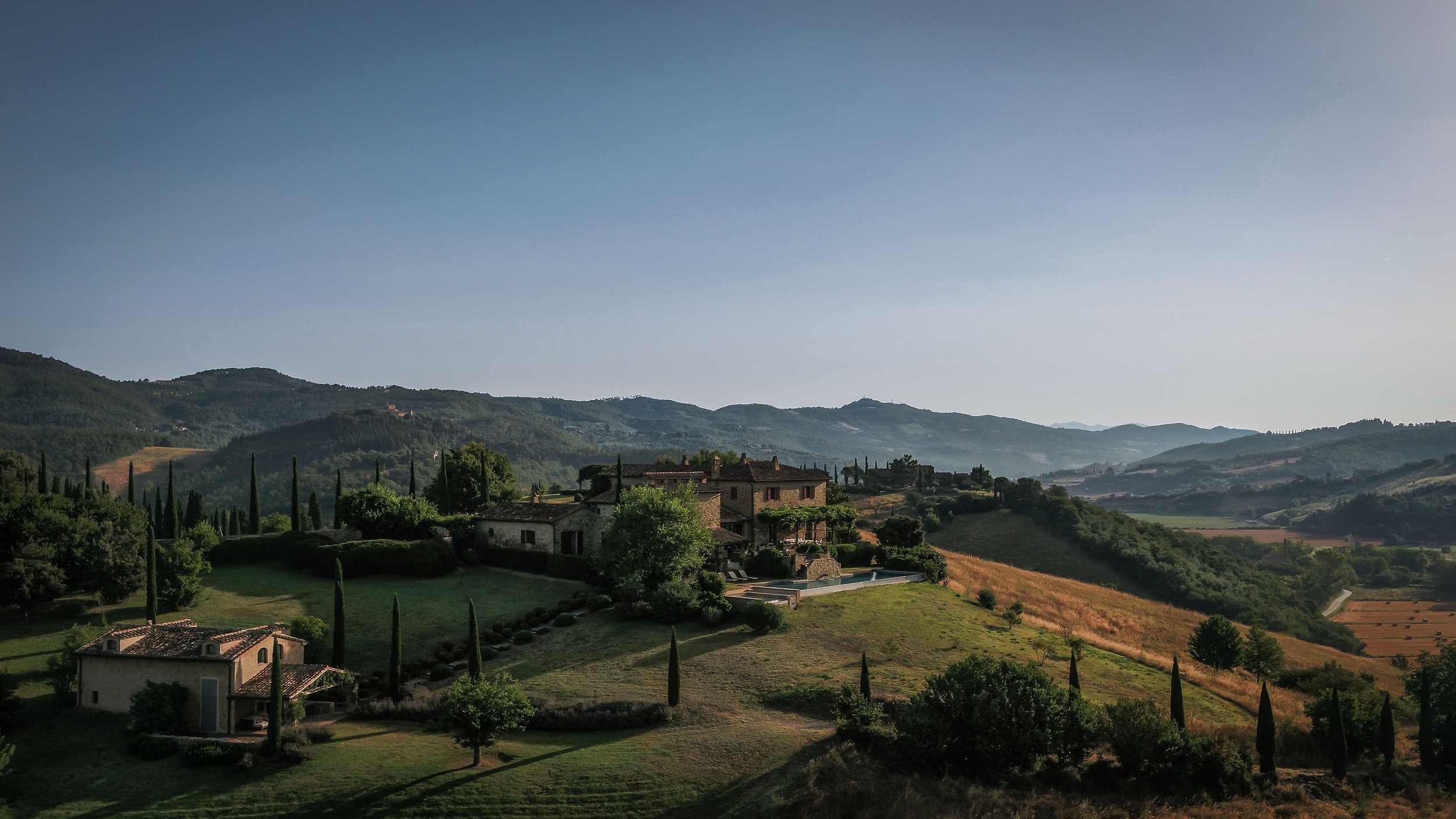 Francis York Exclusive Luxury Villa Rental in Umbria, Italy 6.jpg