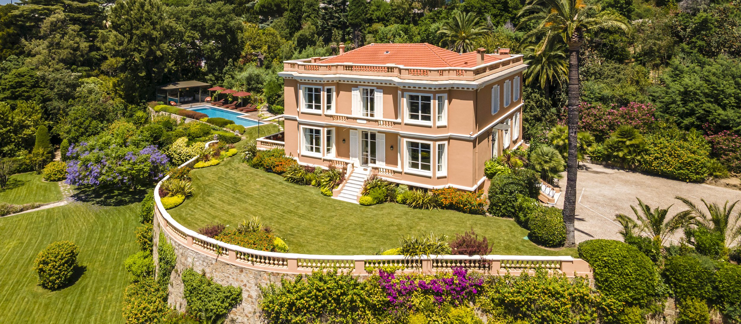 Francis York Luxury Holiday Rental in the Hills of Cannes, France 5.jpg