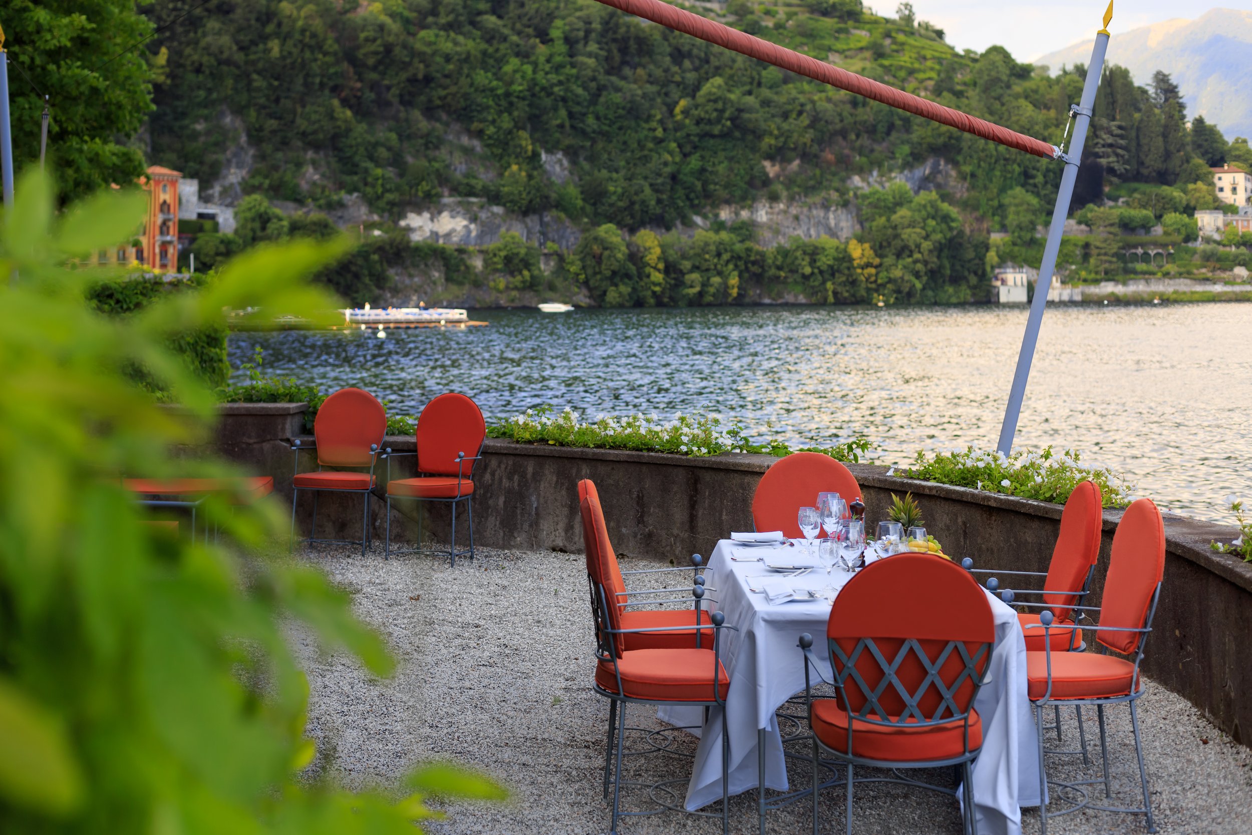 Francis York Waterfront Lake Como Villa Available as a Luxury Holiday Rental 12.jpg