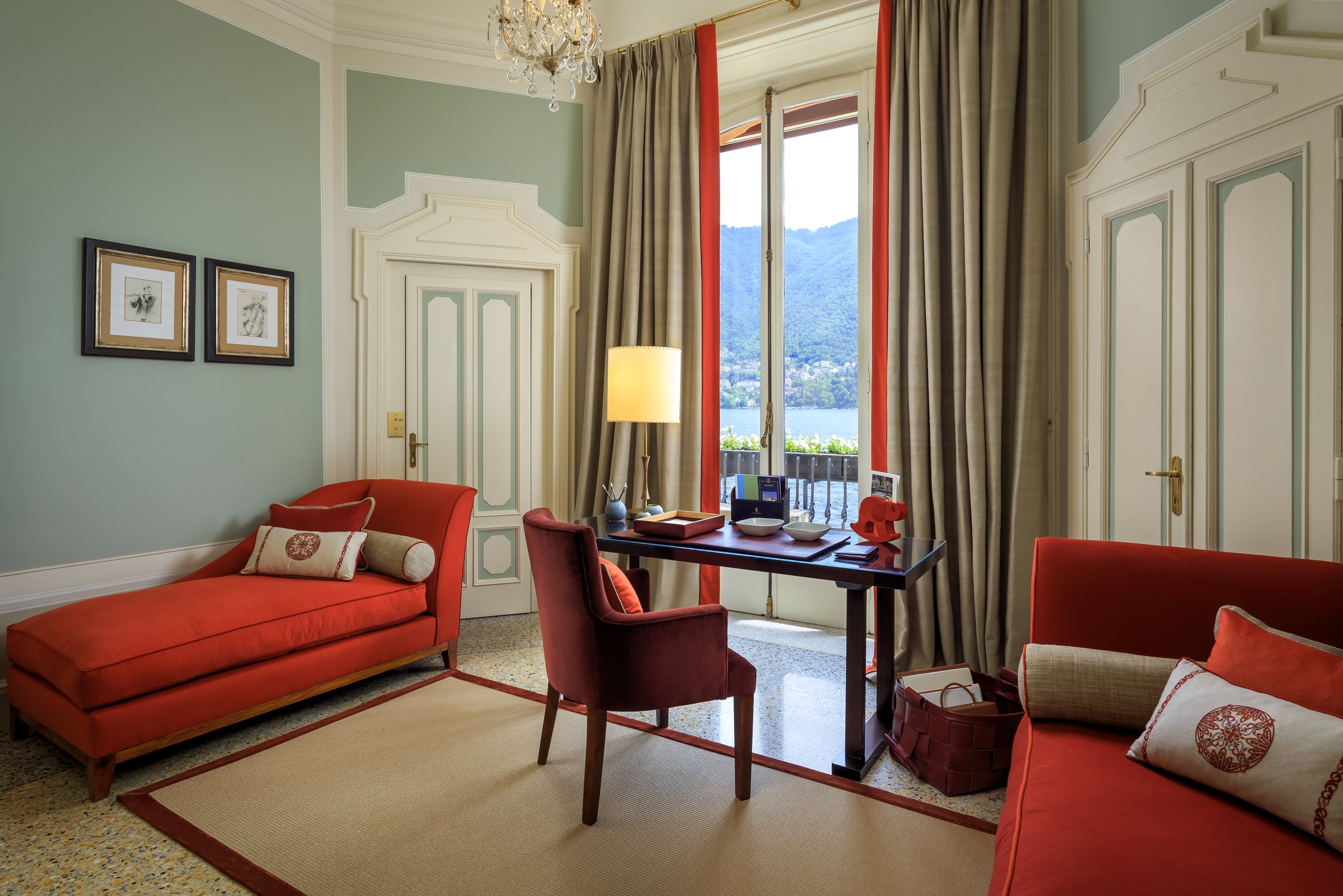 Francis York Waterfront Lake Como Villa Available as a Luxury Holiday Rental 10.jpg