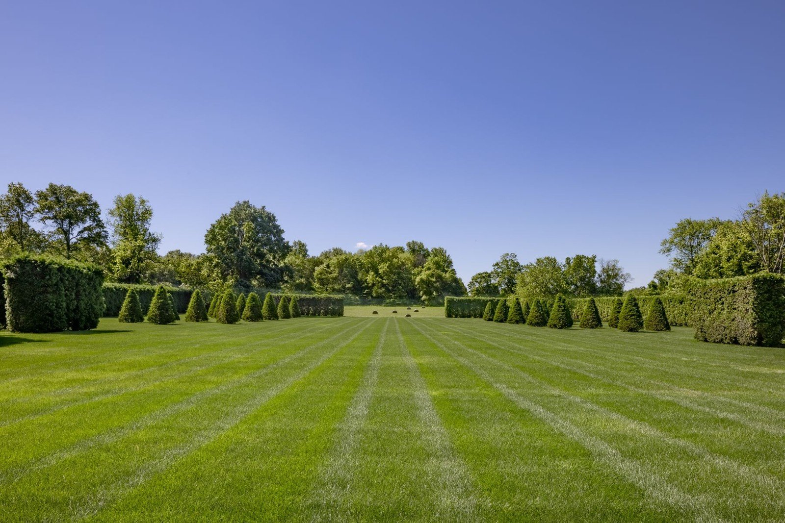 Francis York Timeless Country Estate in Bedminster, New Jersey 38.jpeg