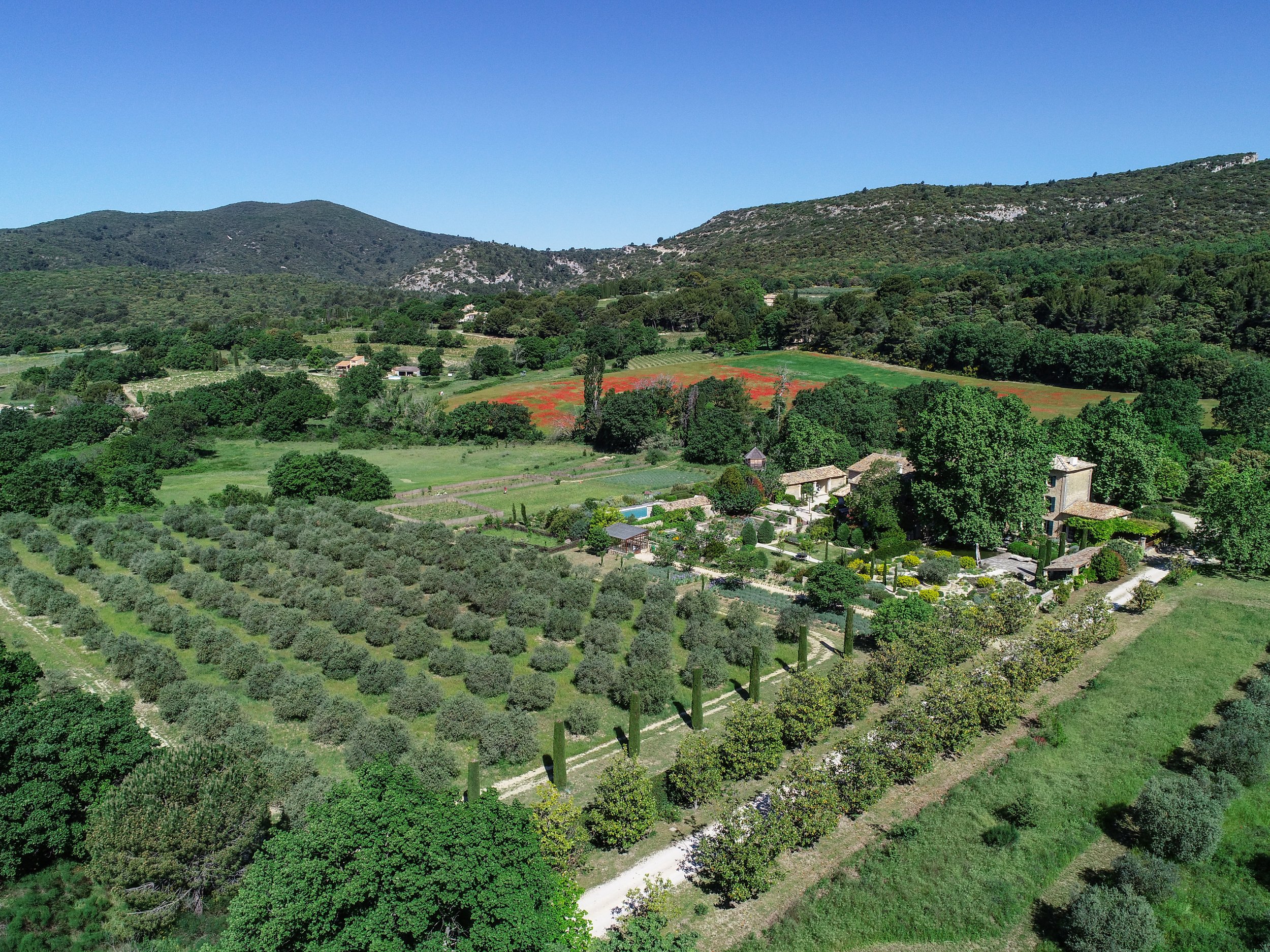 Francis York This French Bastide in the South Luberon is Available as a Luxury Holiday Rental 2.jpg