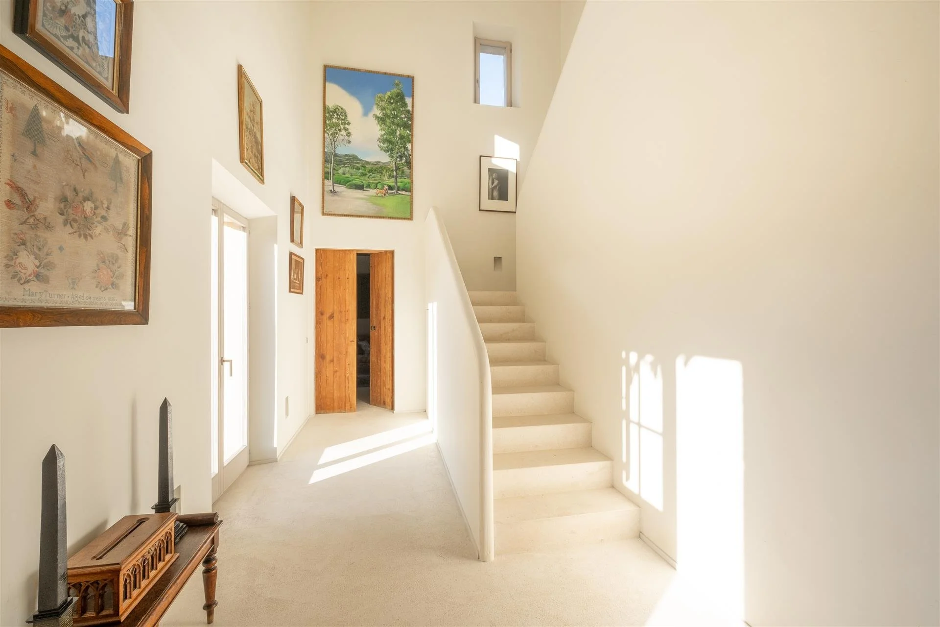 Francis York Bespoke Modern Villa in Mallorca 30.jpg