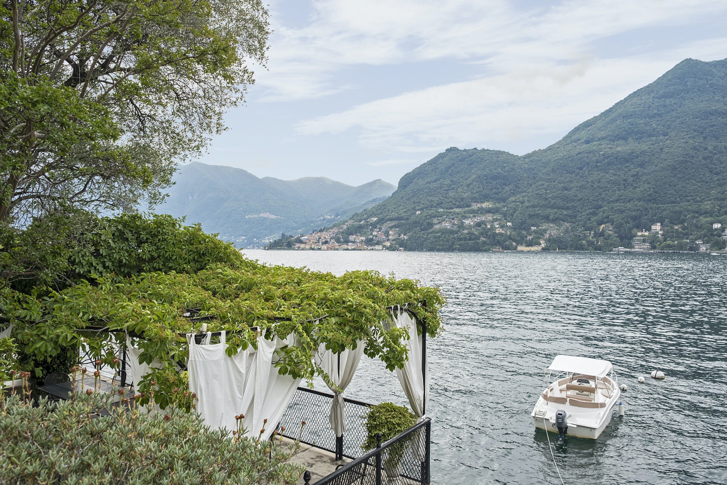 Francis York Historic Italian Villa on the Shores of Lake Como 65.jpg