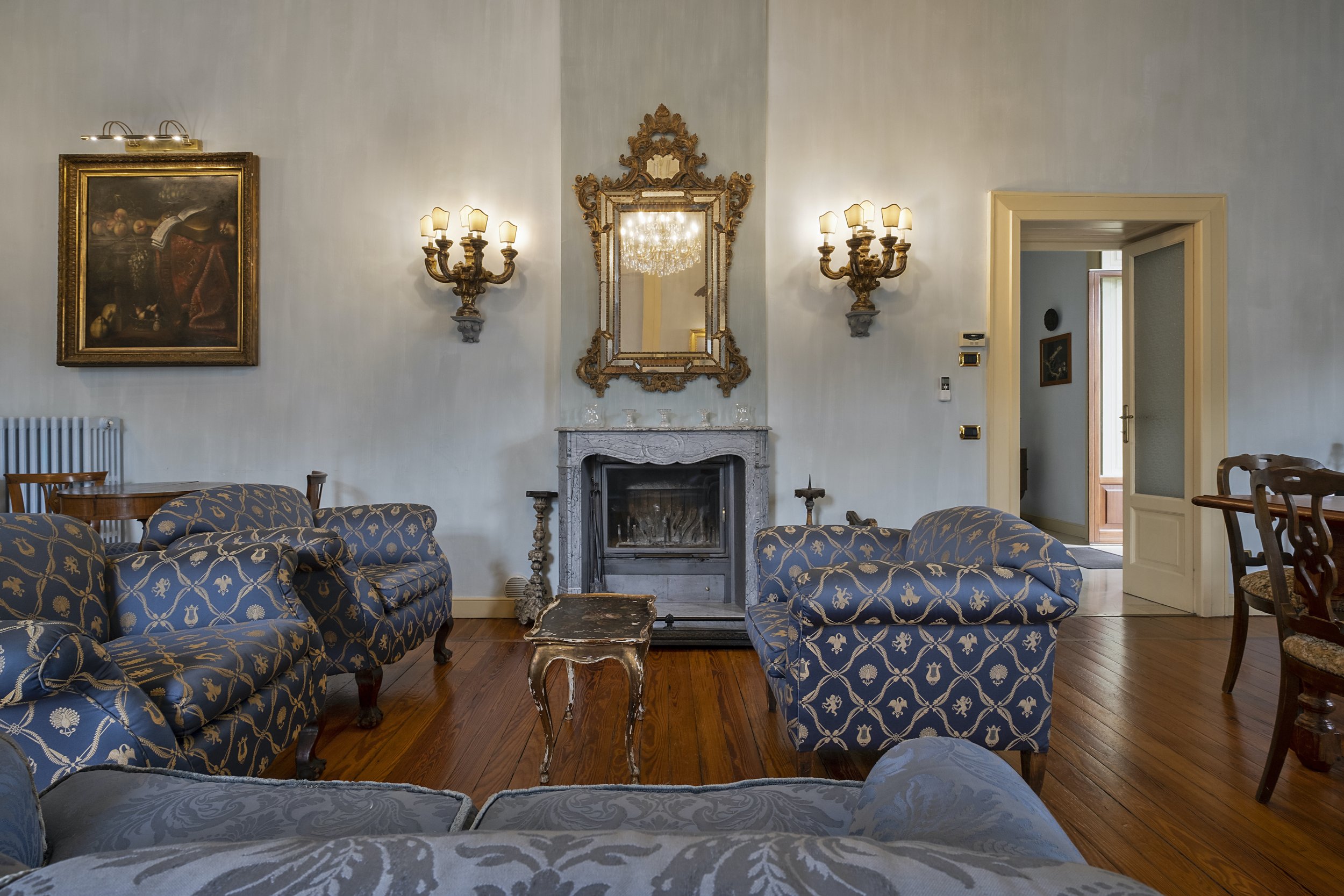 Francis York Historic Italian Villa on the Shores of Lake Como 28.jpg