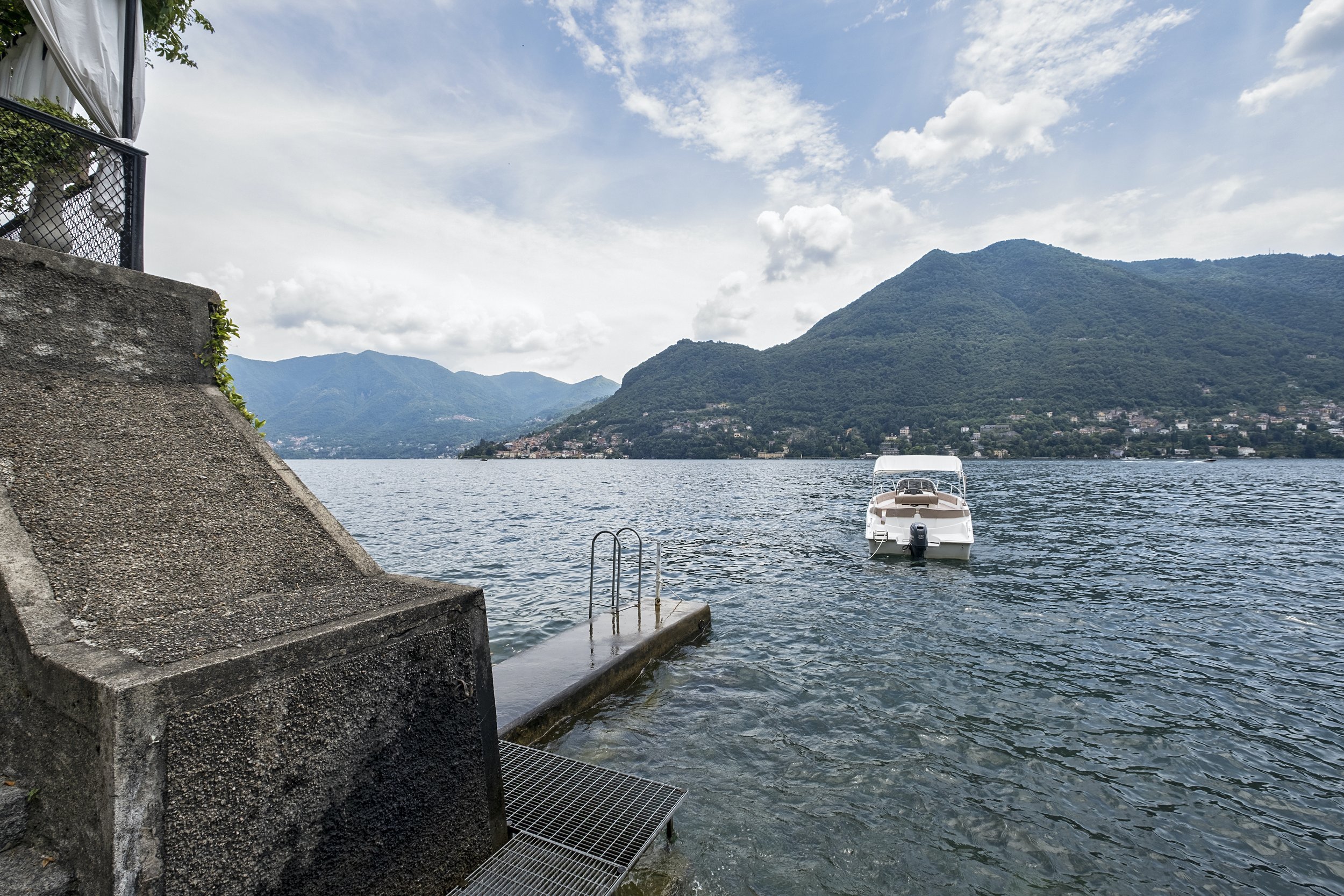 Francis York Historic Italian Villa on the Shores of Lake Como 10.jpg
