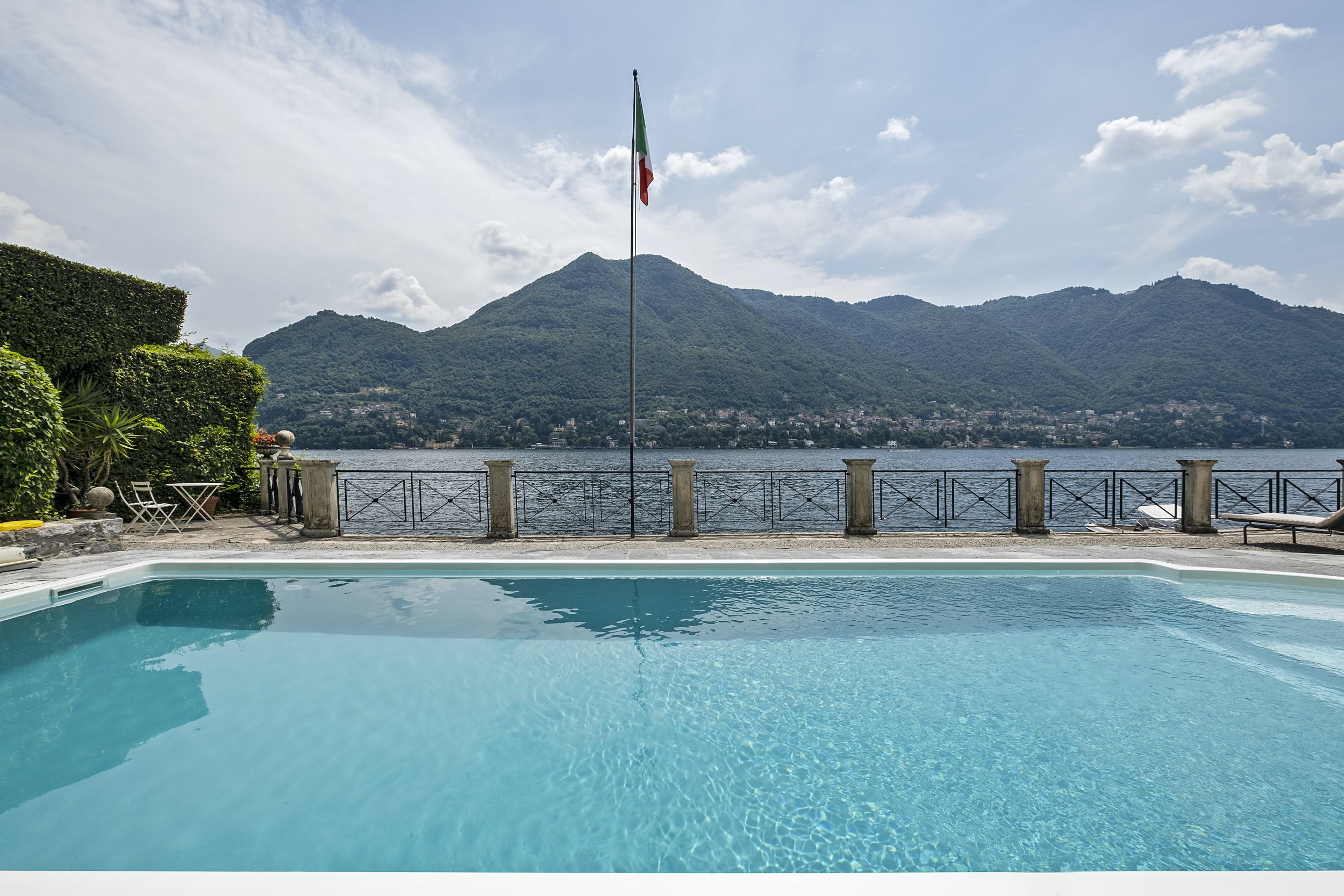Francis York Historic Italian Villa on the Shores of Lake Como 8.jpg