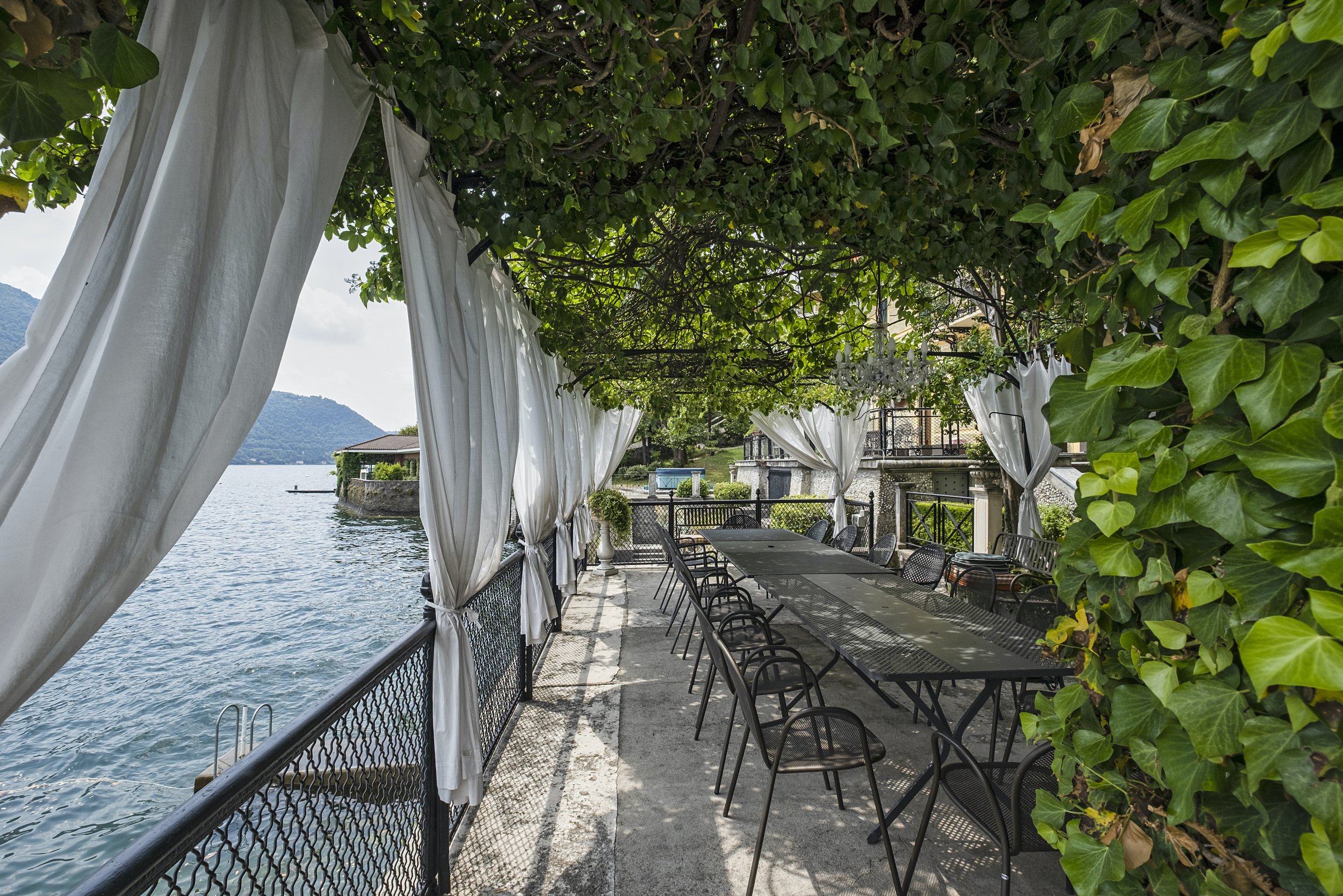 Francis York Historic Italian Villa on the Shores of Lake Como 6.jpg