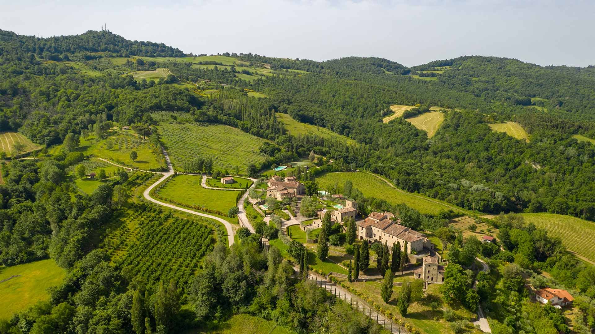 Francis York Ancient Hamlet For Sale Near the Border of Tuscany and Umbria 22.jpg