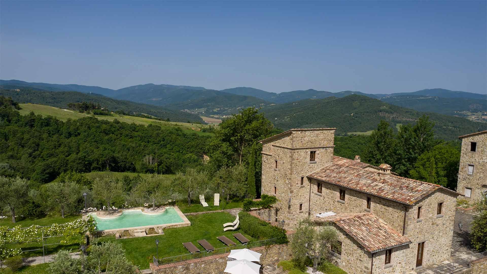 Francis York Ancient Hamlet For Sale Near the Border of Tuscany and Umbria 33.jpg
