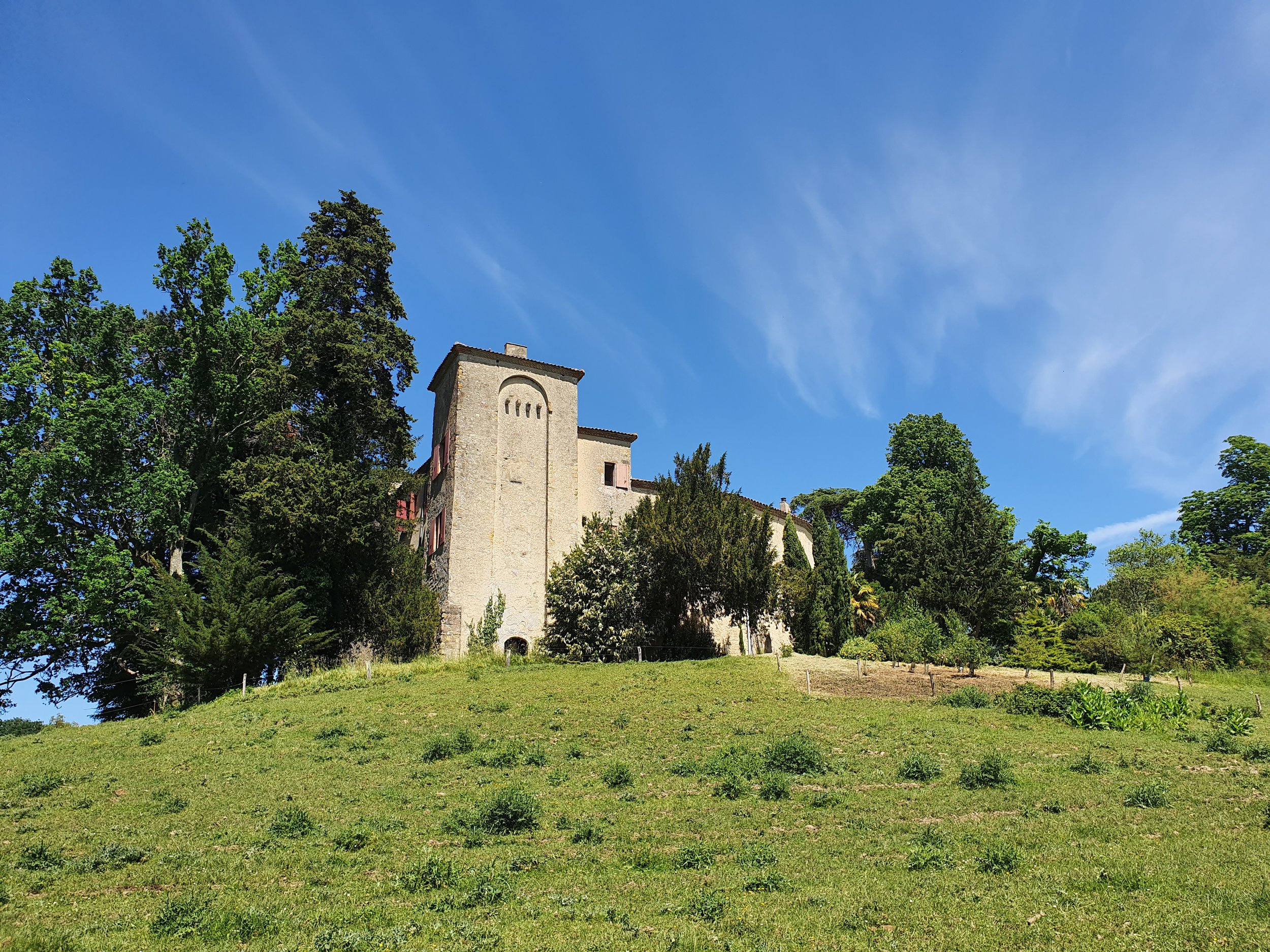 Franics York French Chateau in the Heart of 100+ Acre Estate Near Bordeaux  8.jpg