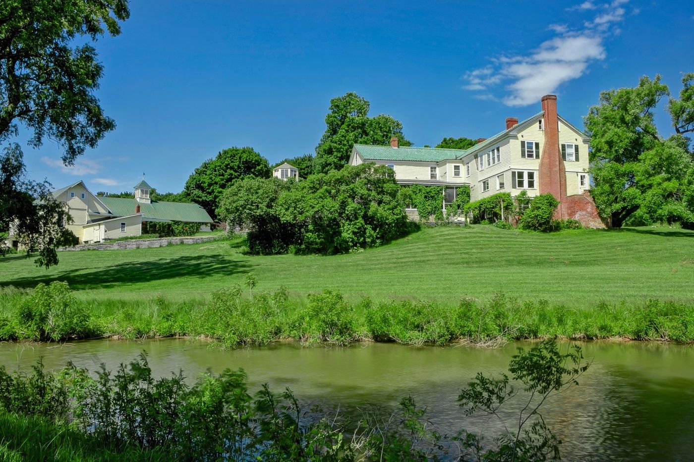 Francis York This New England Estate Comes with a Restored 18th Century Farmhouse and Entertainment Barns 8.jpeg