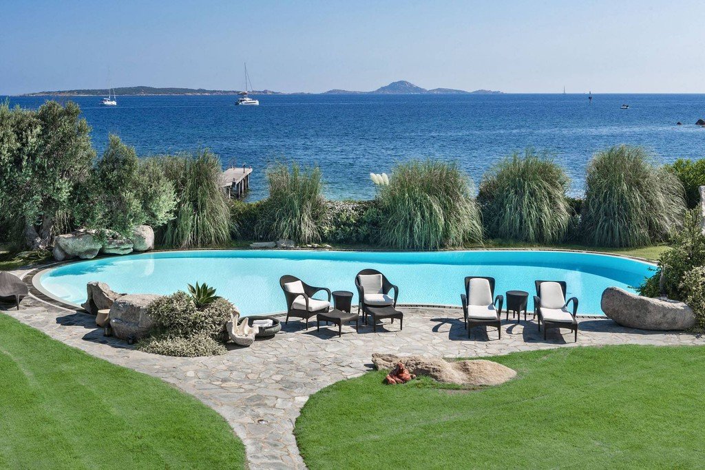 Francis York Exclusive Waterfront Villa in Porto Rotondo, Sardinia, Italy 30.jpeg