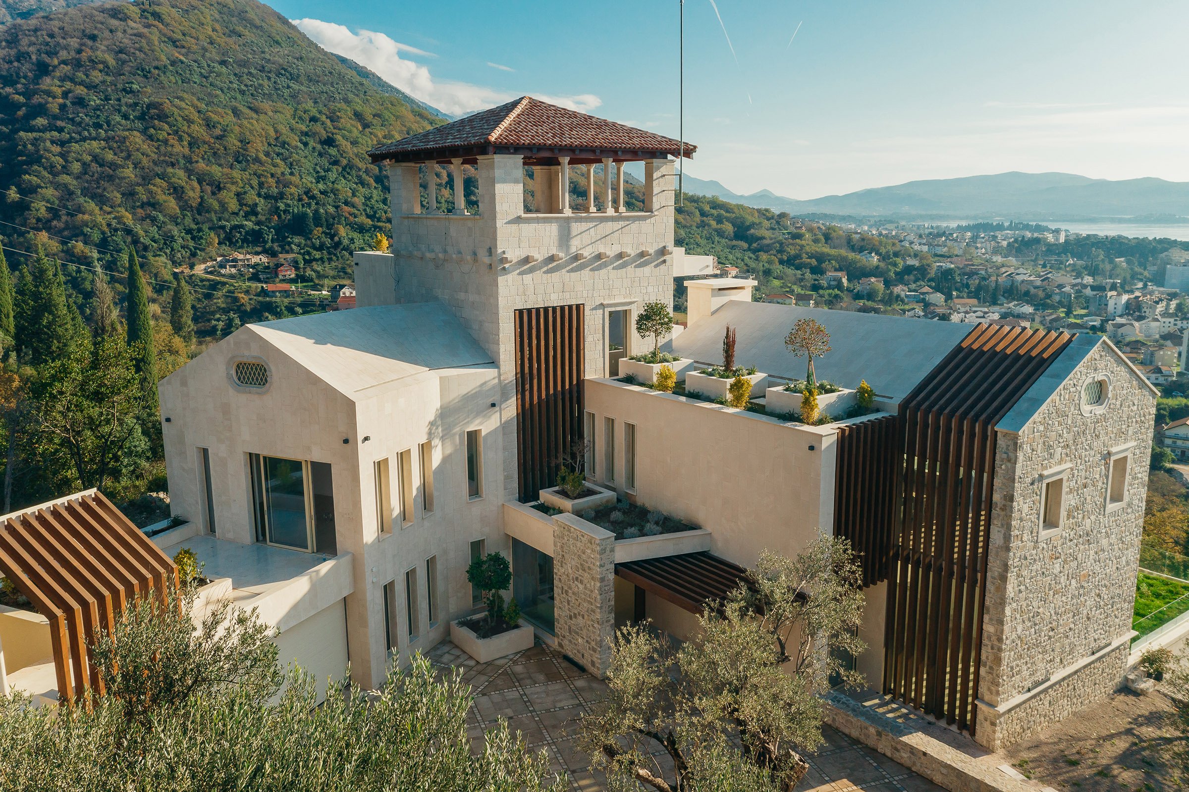 0 6-Old Olive Villa: Luxury Villa with Sea Views Near Porto Montenegro.jpg