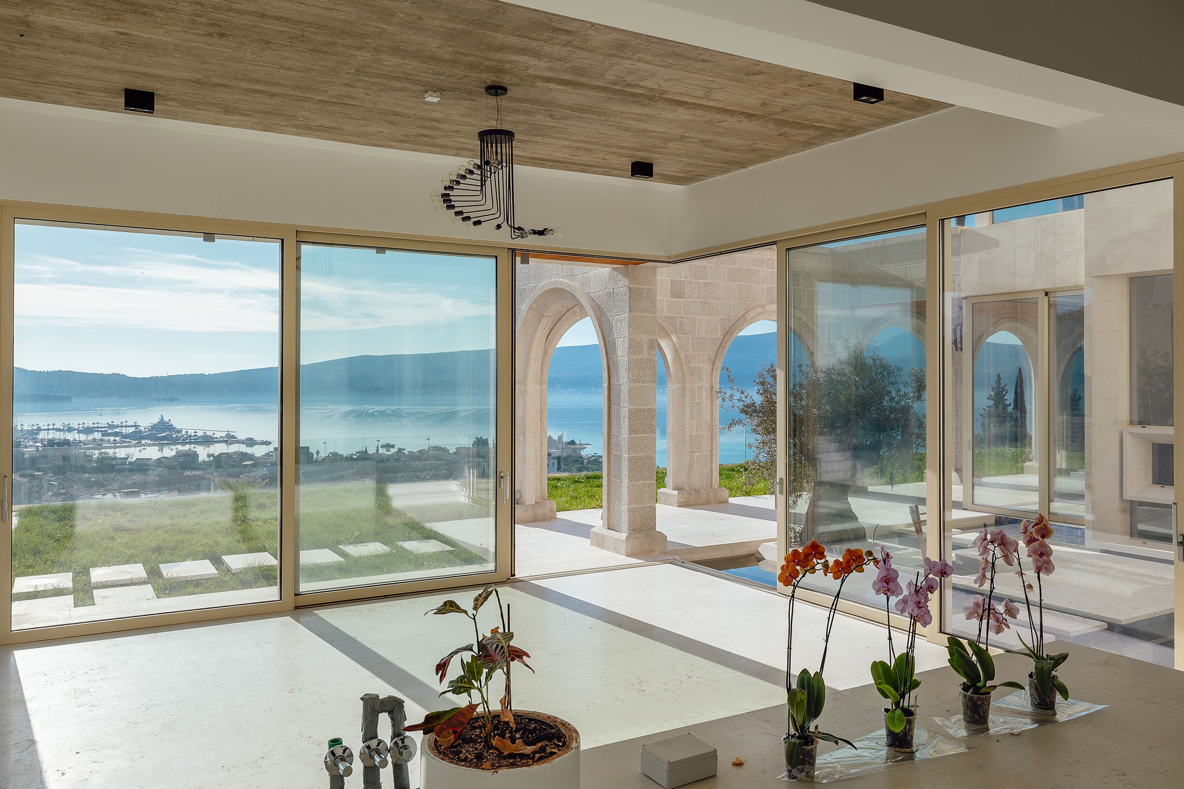 14-unique-designer-villa-overlooking-Porto-Montenegro.jpg