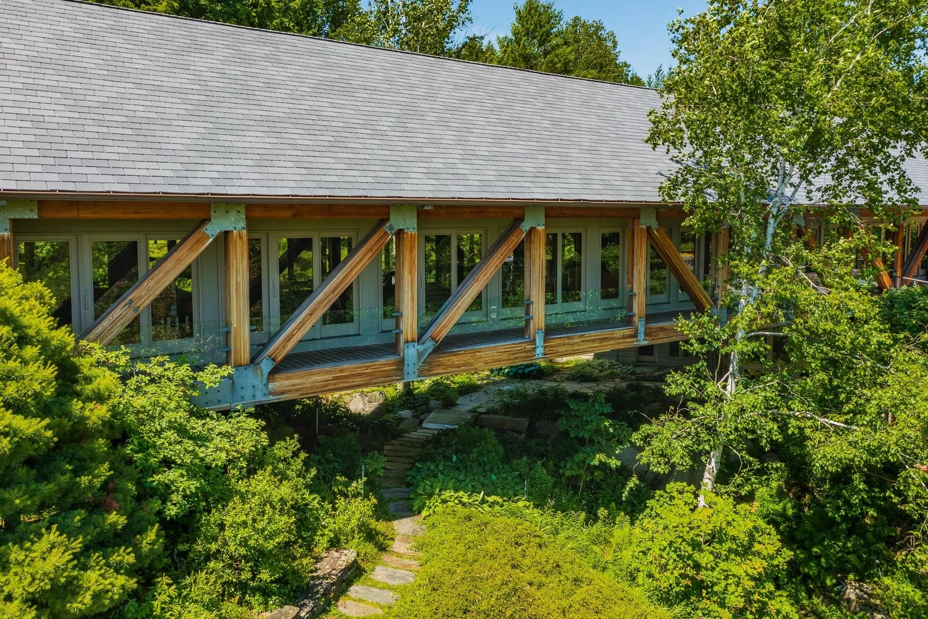The Bridge House: Modern Home Inspired by Vermont’s Covered Bridges ...