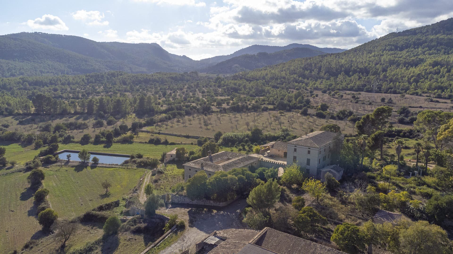 Francis York Country Estate in Palma Mallorca 8.jpg