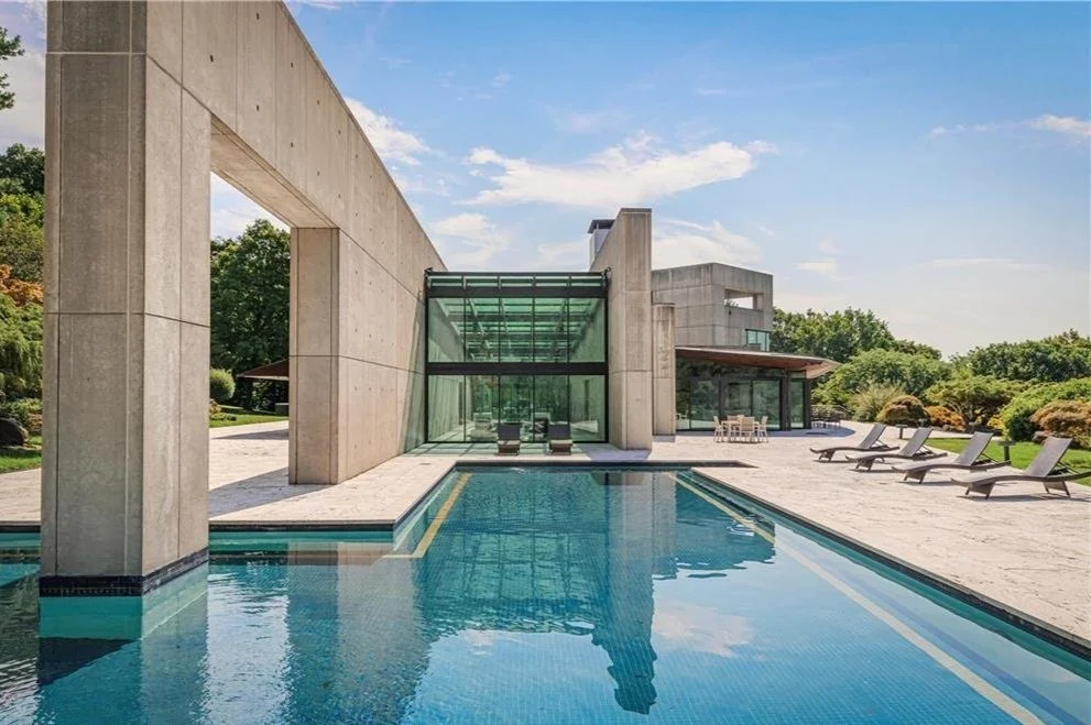 Modern House in Connecticut By Renowned Architect Rafael Viñoly