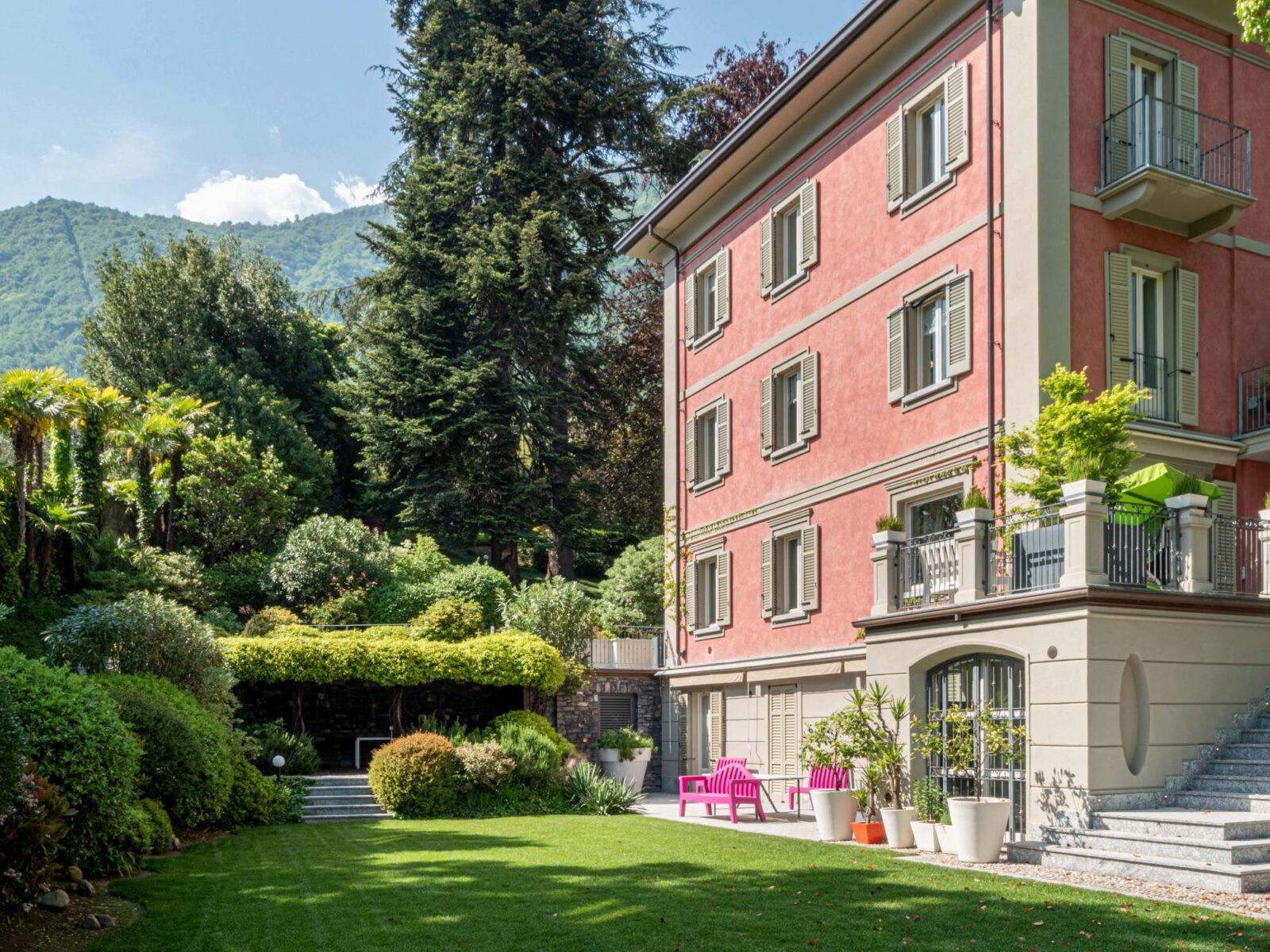 Francis York 2 Restored Italian Villa in Tremezzina, Lake Como 8.jpg