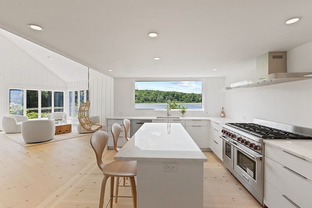 Francis York Mid-Century Modern Multigenerational Estate in the Berkshires 35.jpg