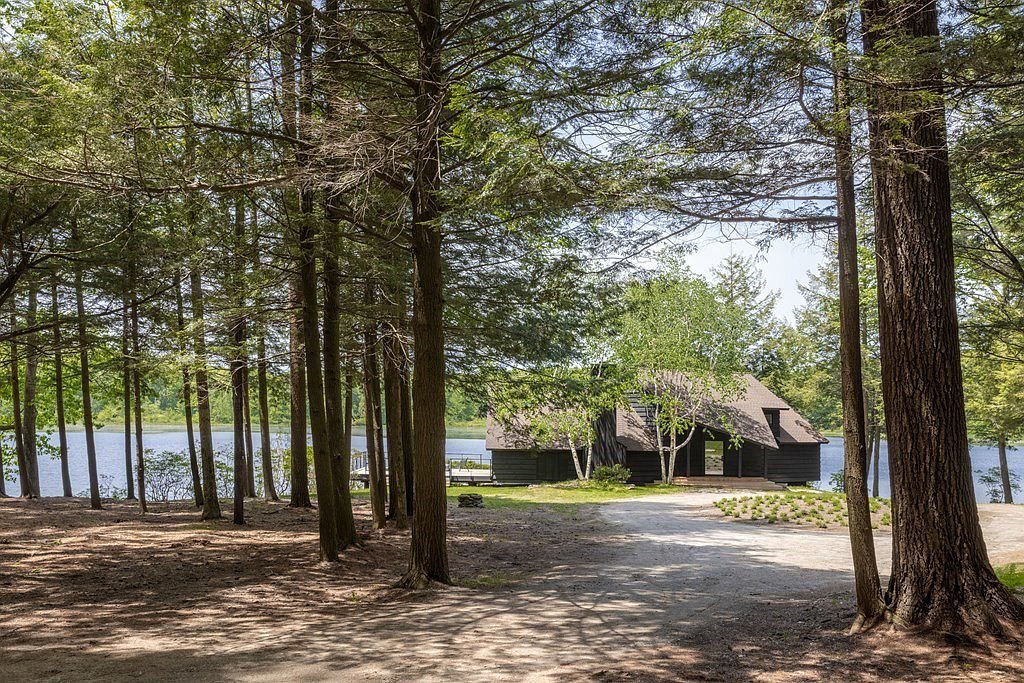 Francis York Mid-Century Modern Multigenerational Estate in the Berkshires 19.jpg