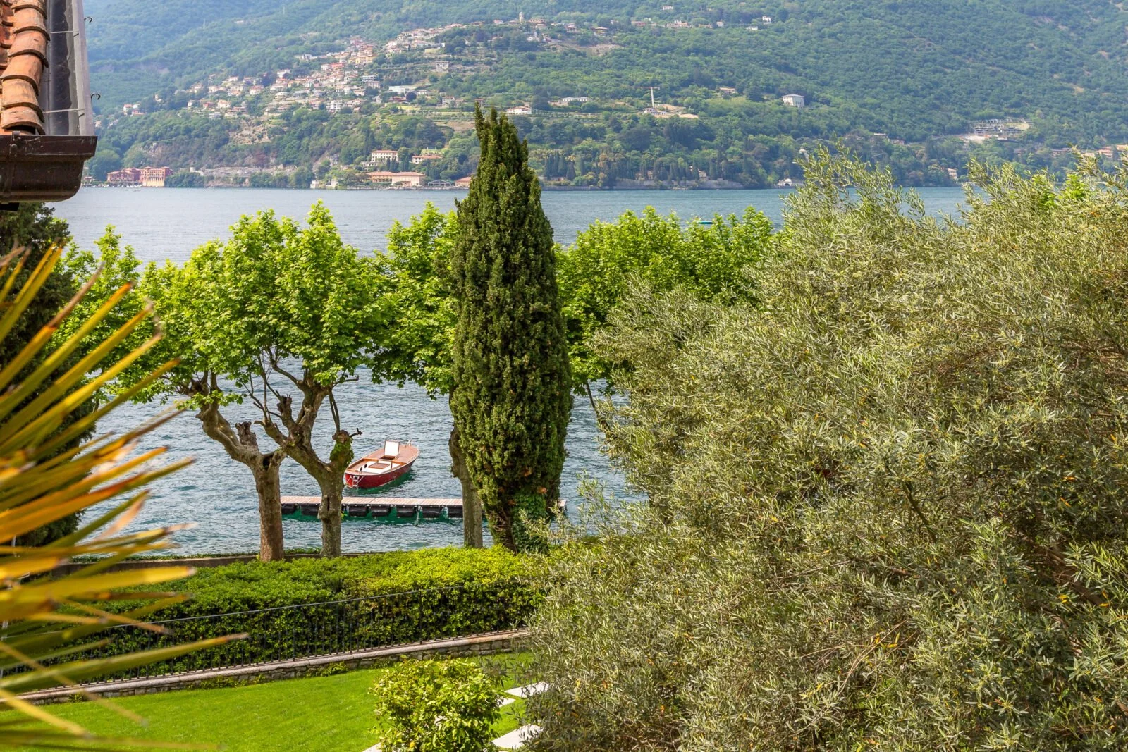 Renovated 18th Century Italian Villa on the Shores of Lake Como