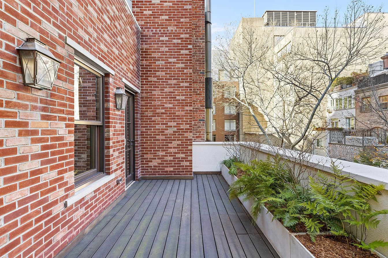 Francis York Turnkey Limestone Townhouse with Private Pool on the Upper East Side 9.jpg