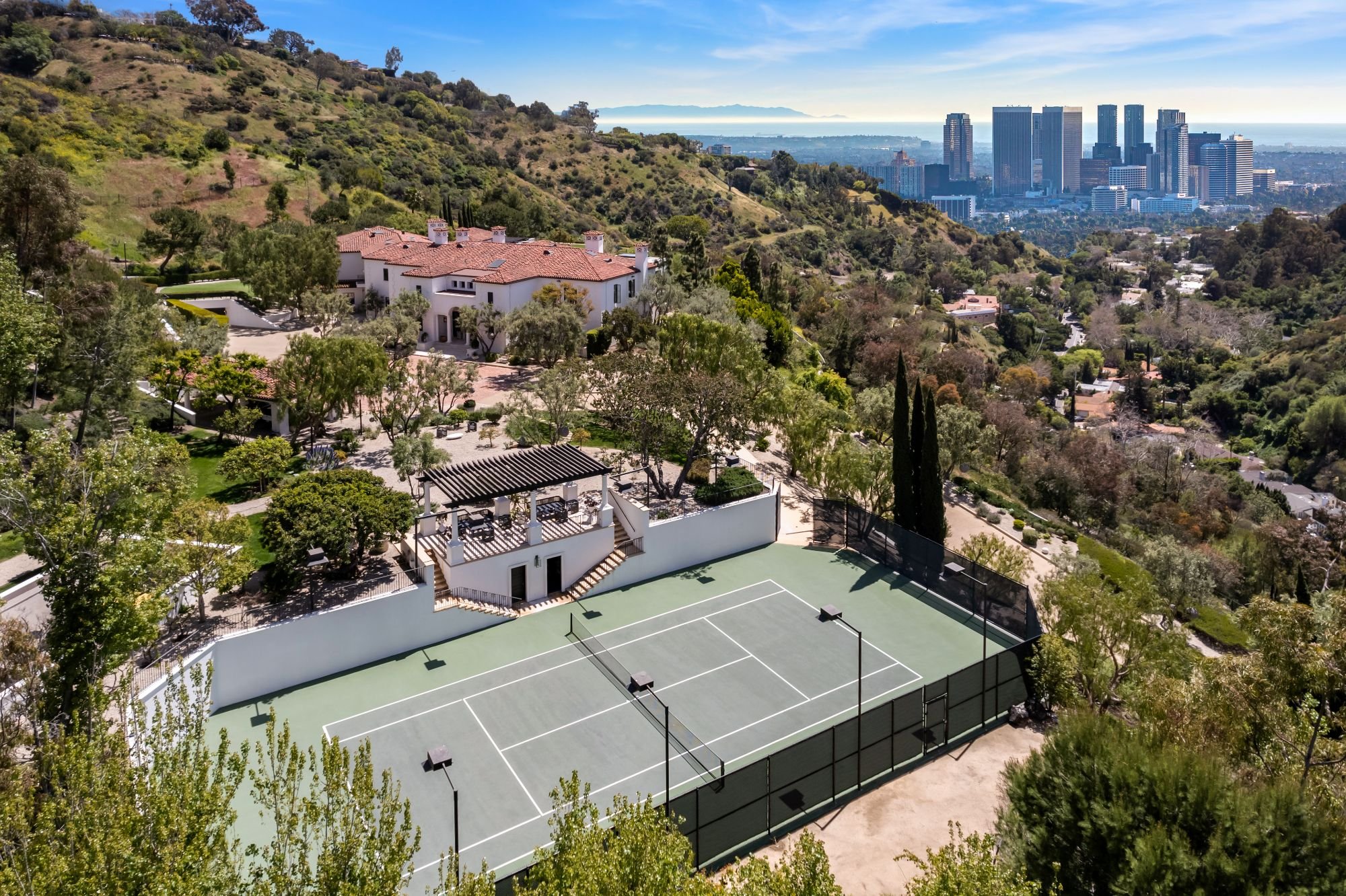 Francis York Drake is Selling His Beverly Hills Mansion 9.jpg