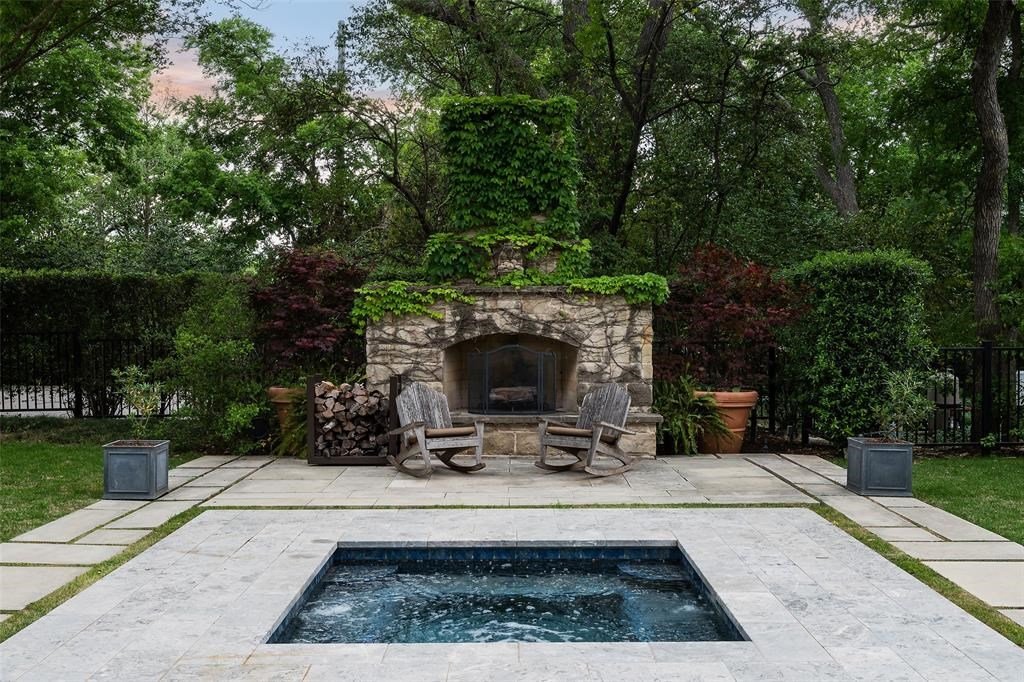 Francis York This French Chateau-Style  Masterpiece is the Most Expensive Listing in Texas  29.jpeg