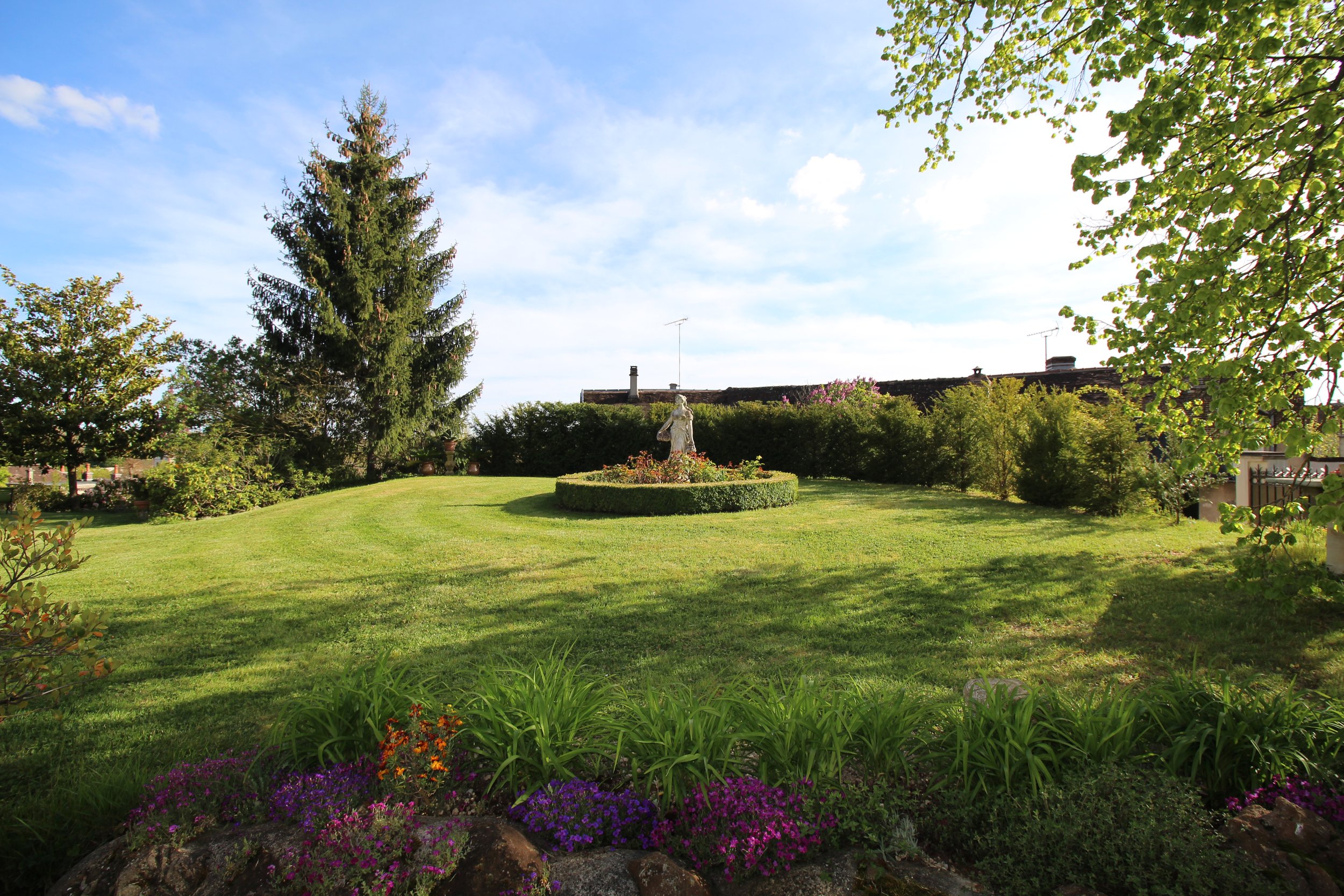 Home – La Petite Fugue Private mansion in Beaune (Burgundy)