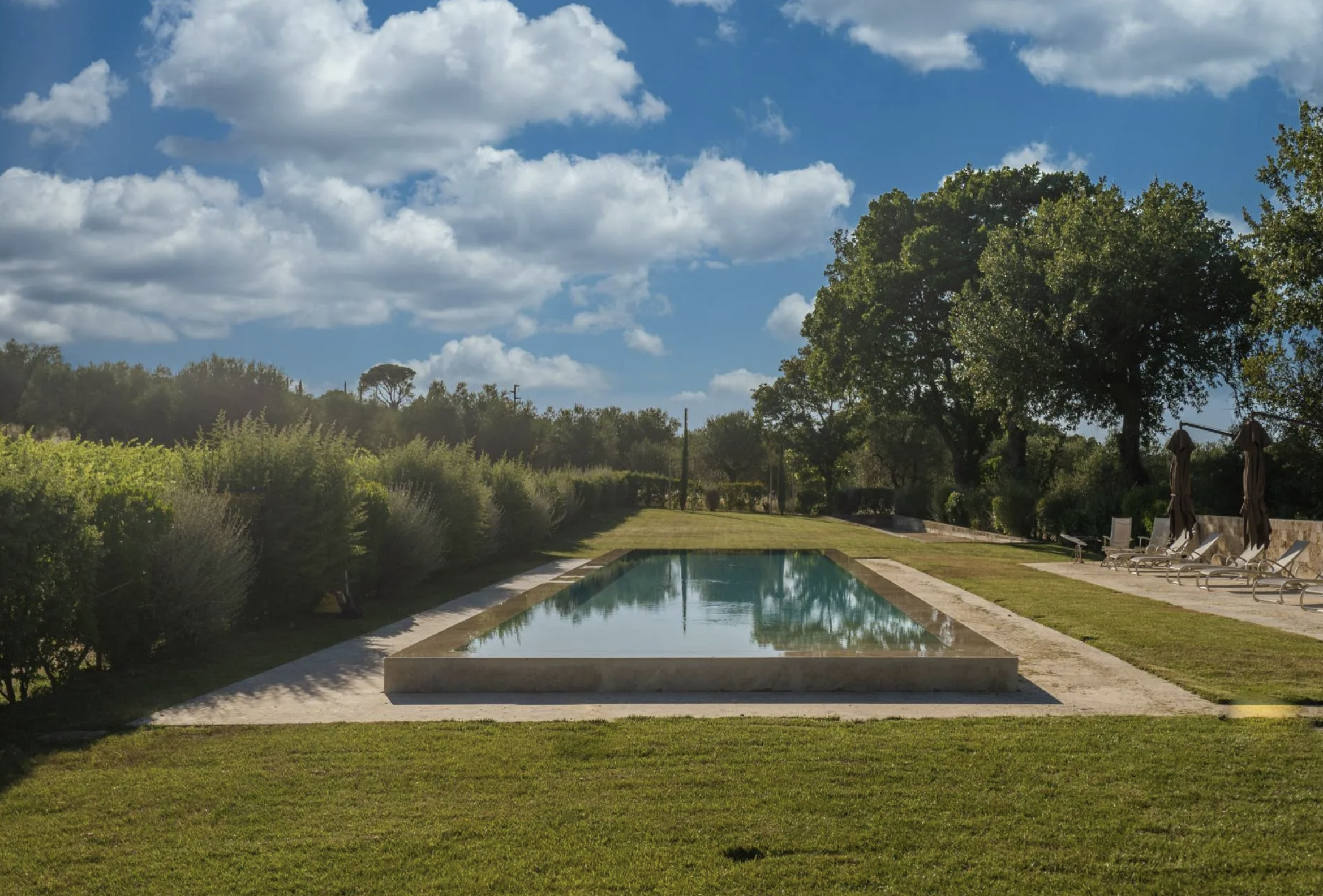 Francis York Villa Travertino: Luxury Villa and Wine Estate in the Heart of Tuscany 16.png