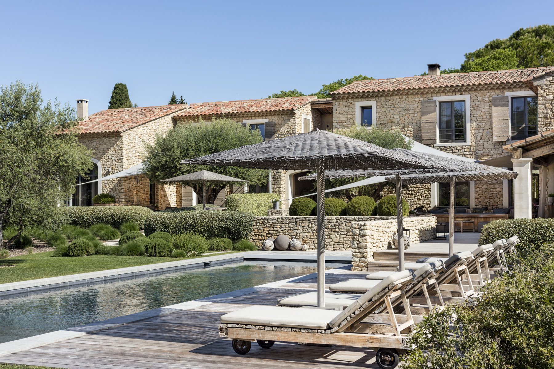 Francis York Luxury Villa and Turnkey Property in Gordes, Provence 25.jpg
