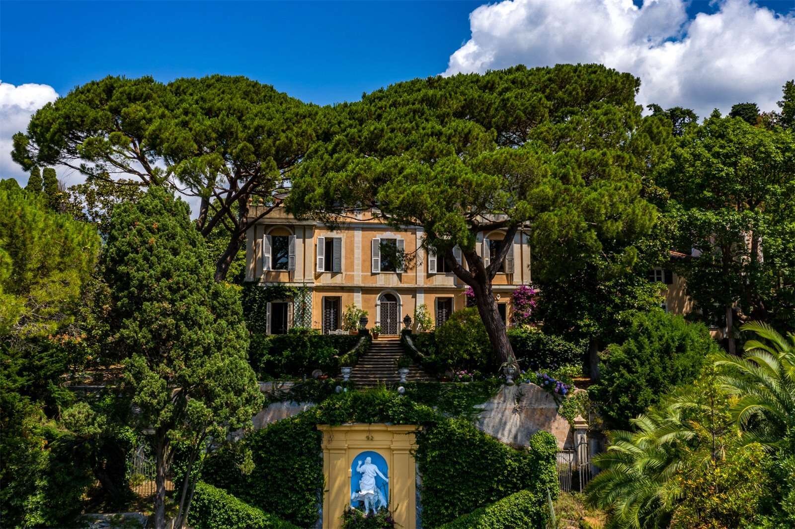 Francis York Villa Le Magnolie Dreamy Italian Riviera Villa Overlooking Portofino 12.jpg
