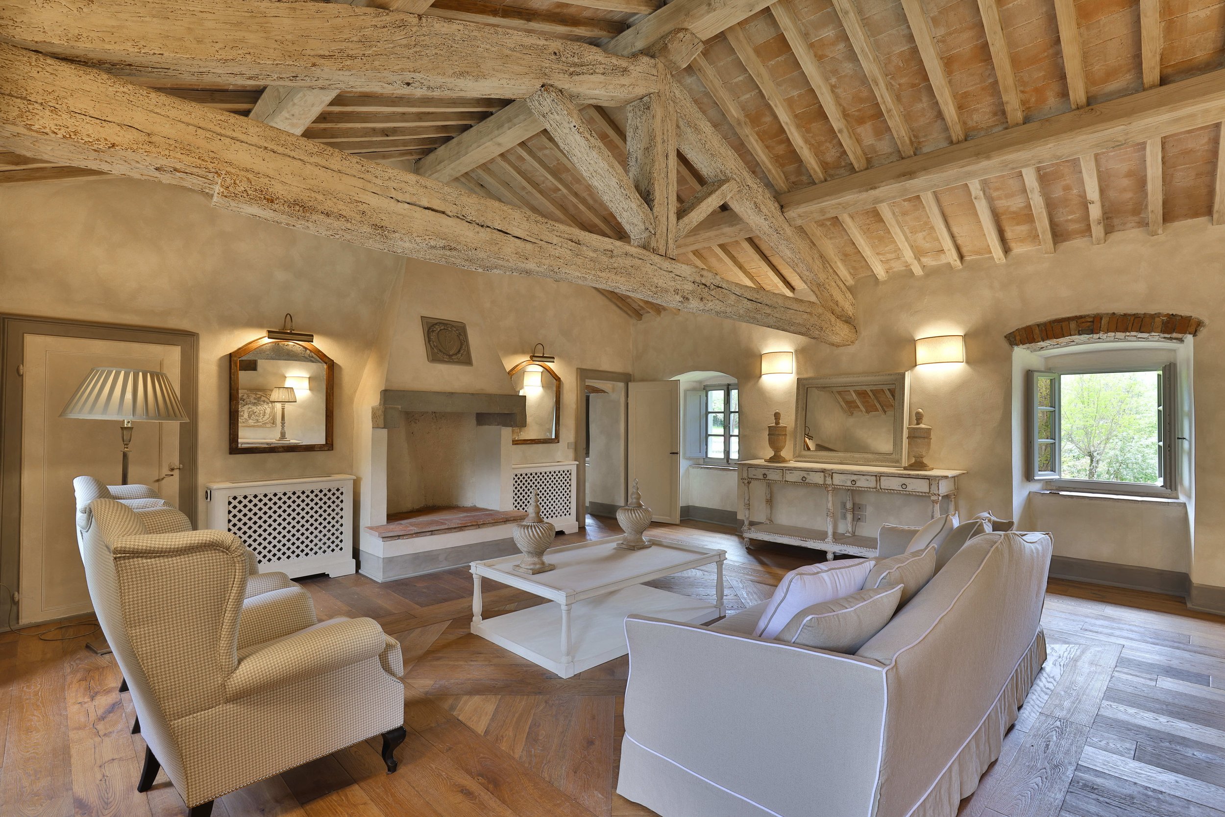 Francis York NEW Luxury Holiday Rental in the Chianti Hills, Tuscany Booking This Summer  4.jpg